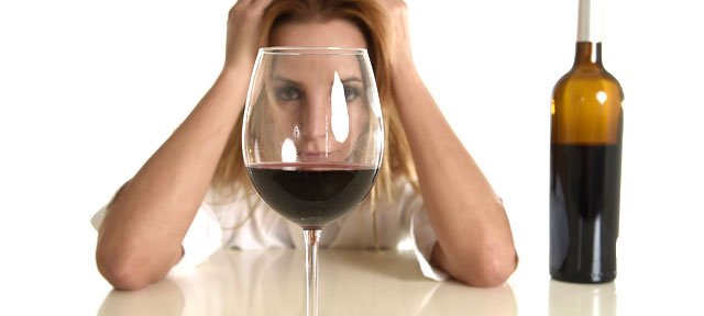 The Benefits and Risks of Alcohol Consumption The Benefits and Risks of Alcohol Consumption