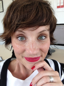 AUTHOR BIO ALIX HAYDEN