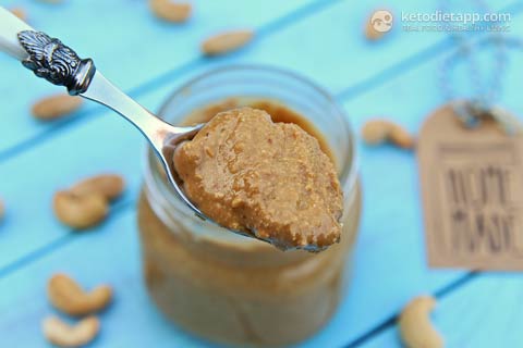 Almond & Cashew Butter Homemade Almond & Cashew Butter