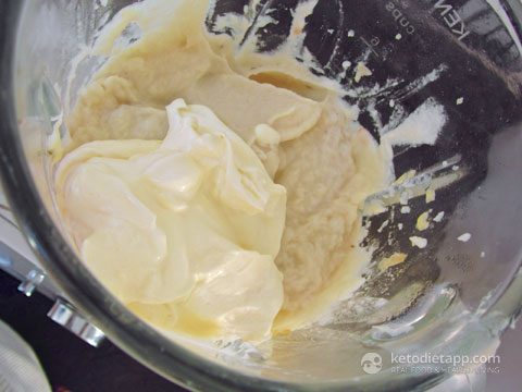 Creamy Keto Cauliflower Mash (low-carb, paleo) Creamy Cauliflower Mash