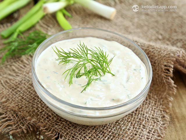 Easy Keto Ranch Dressing