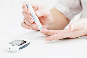 Peanuts on a Ketogenic Diet: Eat or Avoid?