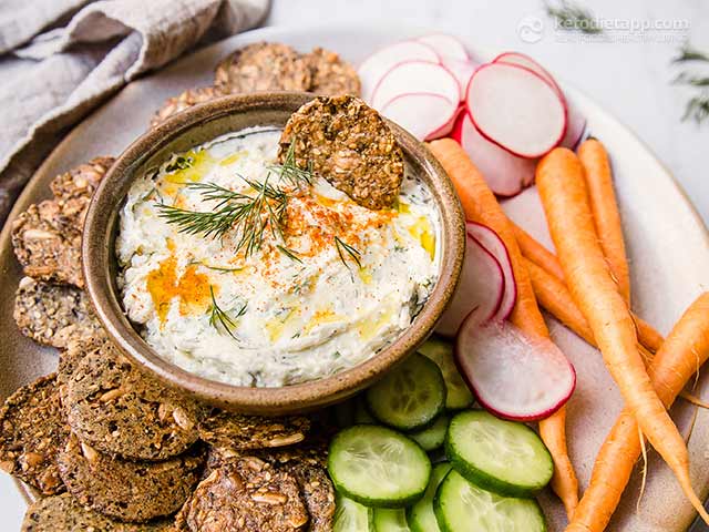 Crackers & Dips