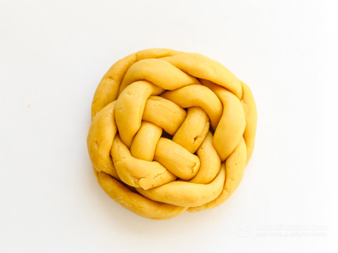 Keto Challah Bread (low-carb, sugar-free, grain-free) Keto Challah Bread