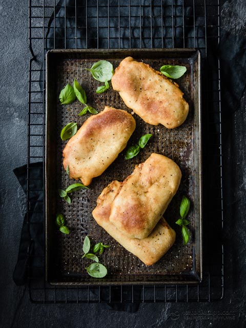 Low-Carb Italian Stuffed Bread Bites (keto, gluten-free, grain-free) Low-Carb Italian Melt Bread Pockets