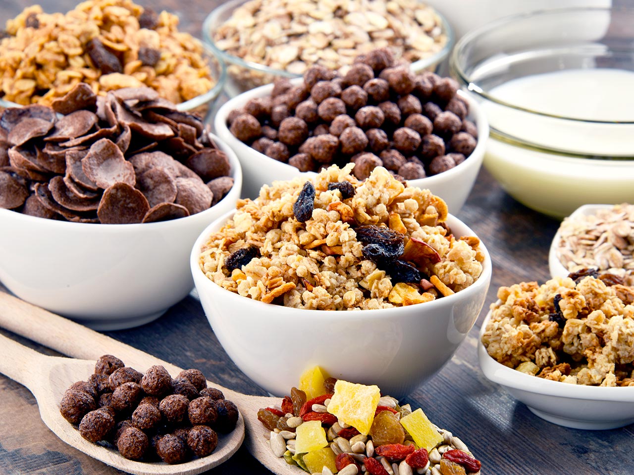 Goodbye Sugary Cereals: Low-Carb Alternatives That Will Revolutionize Your Morning Routine!