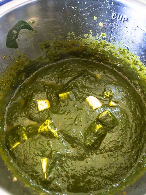 Low-Carb Instant Pot Palak Paneer