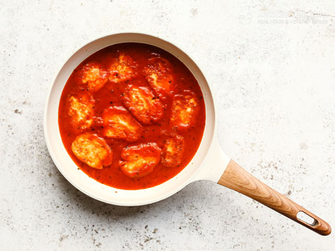 Low-Carb Marinara Halloumi Skillet (low-carb, vegetarian, grain-free) Low-Carb Marinara Halloumi Skillet