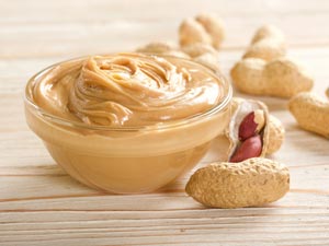 Peanuts on a Ketogenic Diet: Eat or Avoid?