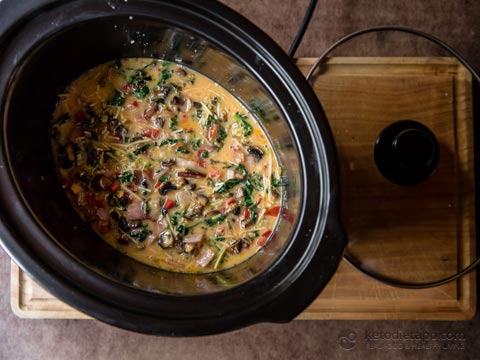Slow Cooker Breakfast Casserole (low-carb, keto, primal) Keto Slow Cooker Breakfast Casserole
