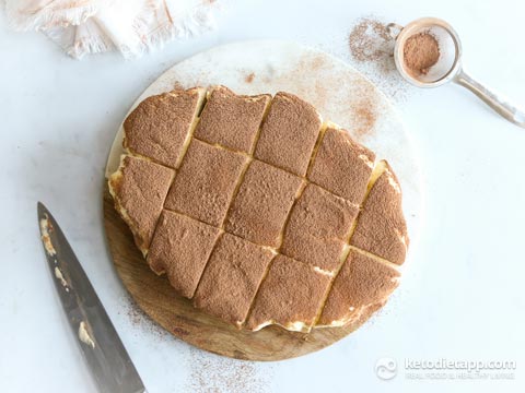 Tiramisu Poke Cake (keto, low-carb, primal) Low-Carb Tiramisu Poke Cake