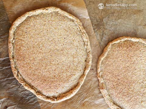 Thin Keto Pizza Crust (low-carb, paleo) Thin Keto Pizza Crust